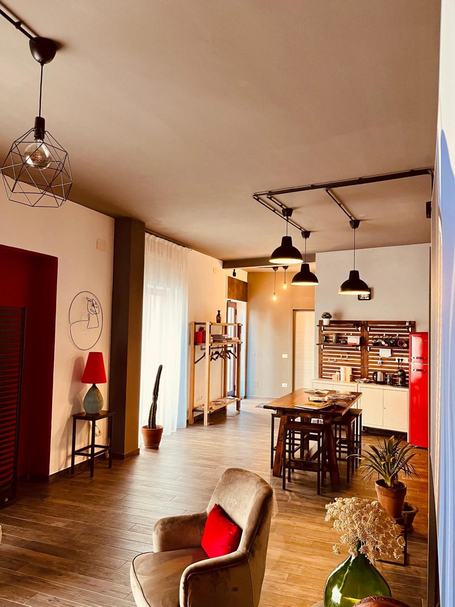 Carrales Guest House Nuoro megye Kültér fotó